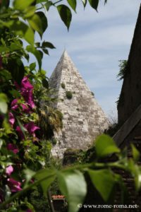 piramide-cestia_0696