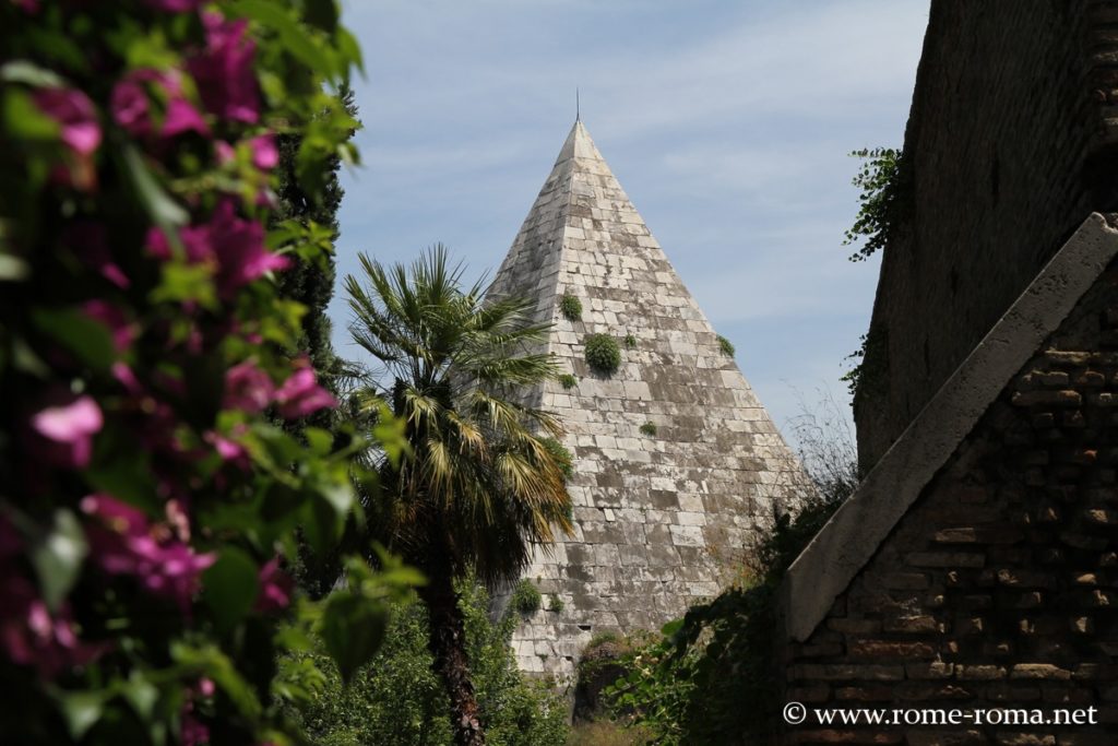 piramide-cestia_0697