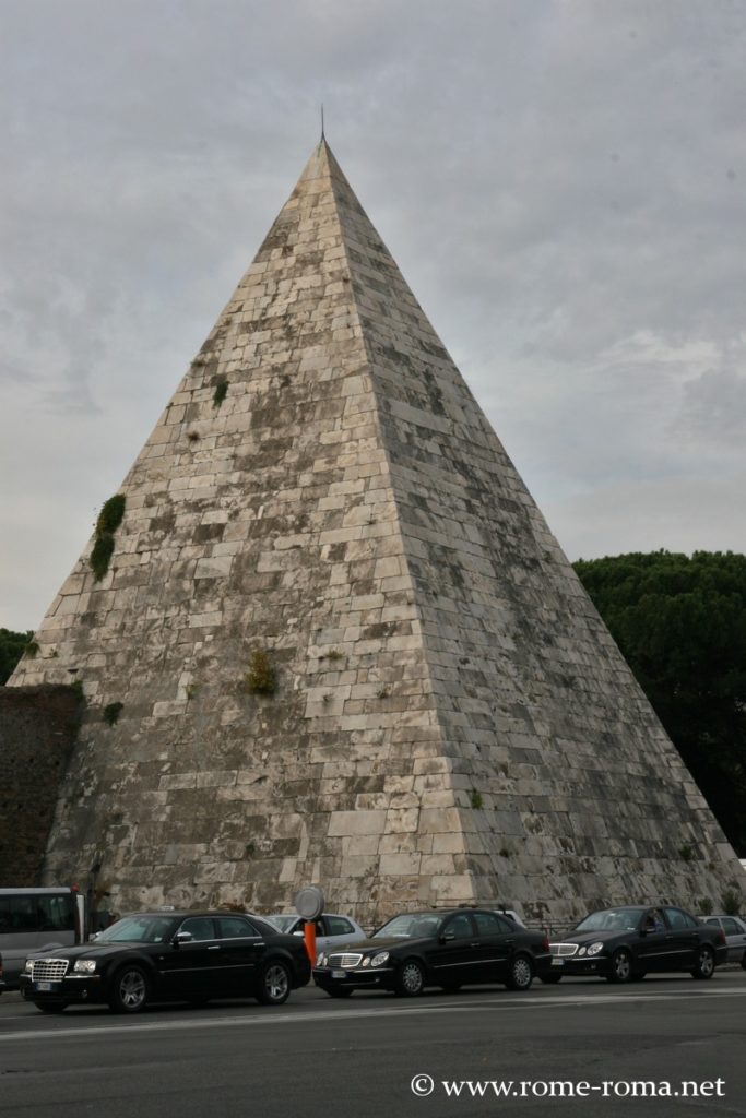 Pyramide de Cestius