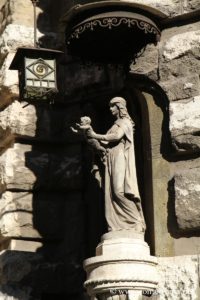 Photo sculpture, Coppedè, Rome