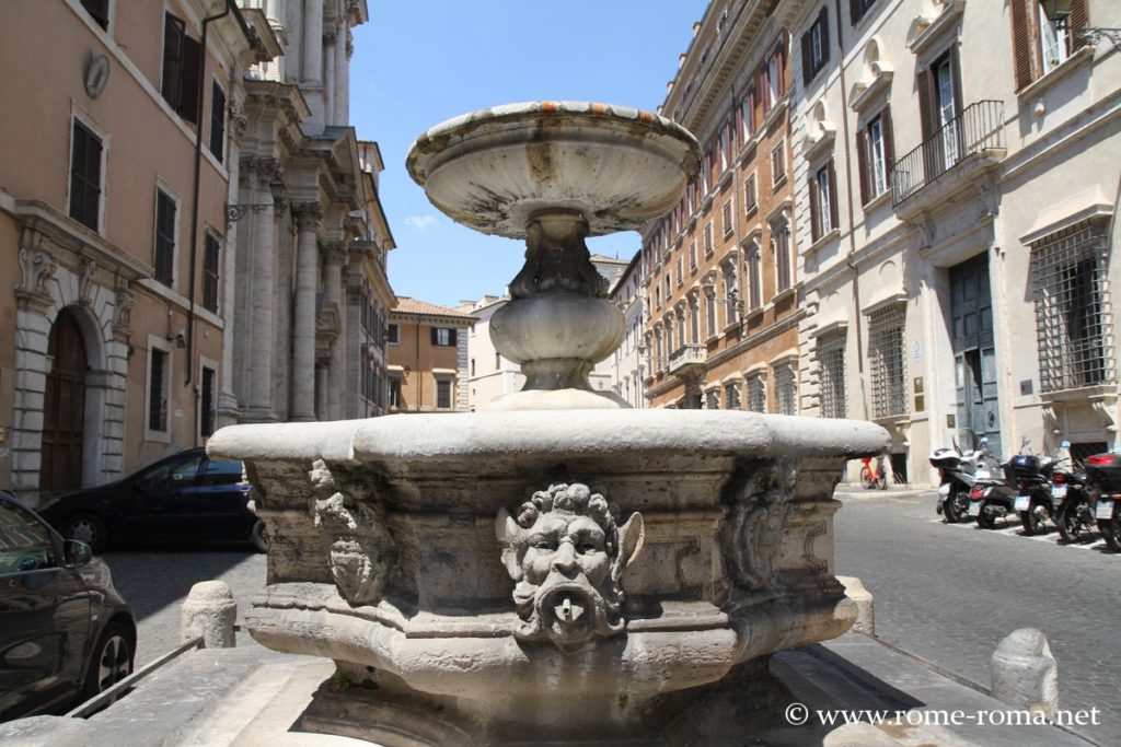 fontana-di-piazza-di-campitelli-roma_4074