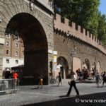 largo-del-colonnato-borgo-roma _5727