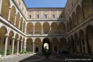 palais-de-la-chancellerie-rome_4522