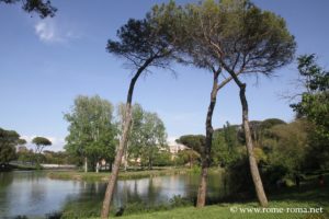 photo du lac du parc de la Villa Ada à Rome