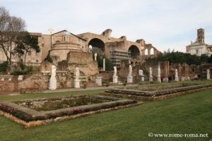 maison-des-vestales-forum-romain_0097