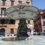 Place Nicosia et fontaine du Trullo